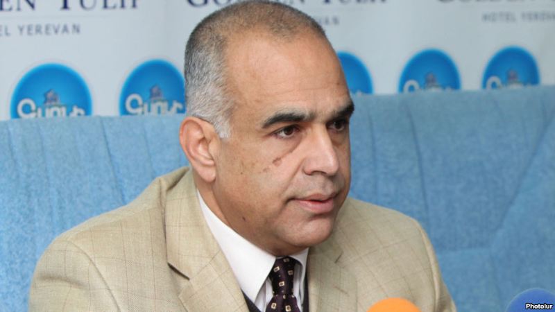 Րաֆֆի Հովհաննիսյանը Սերժ Սարգսյանի` միակ «անայլընտրանք» լինելու մասին